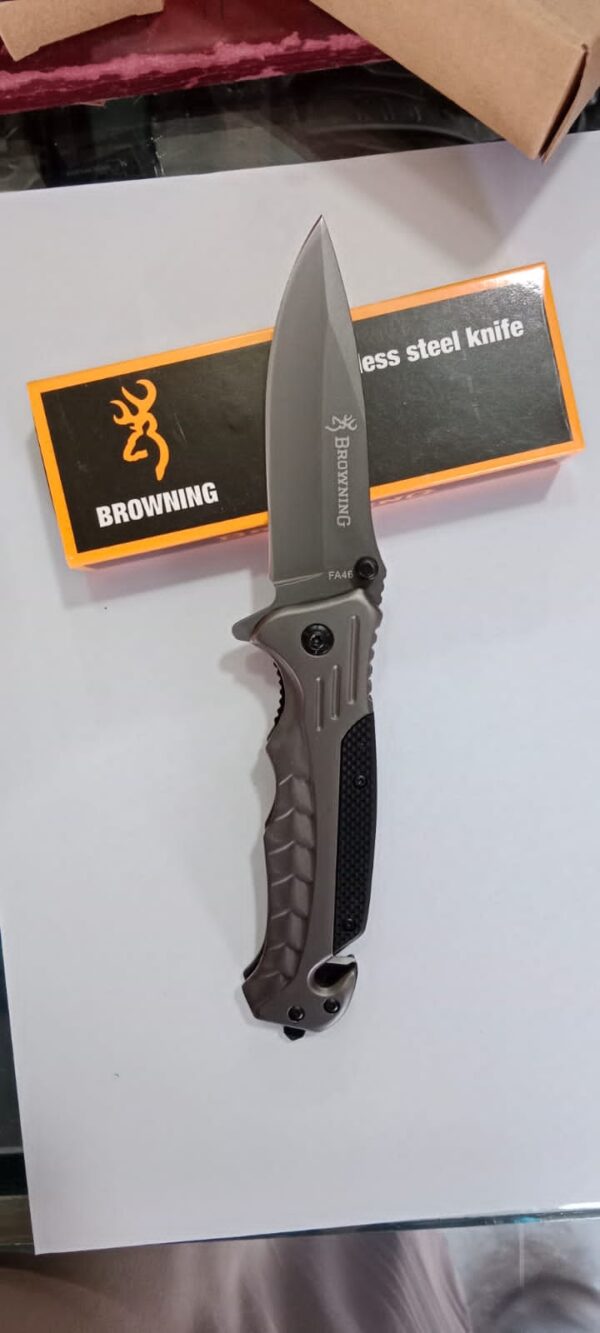Browning snake scale switch knife